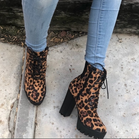 Platform Lug Sole Leopard Lace Up Combat Boots - Picture 2 of 6